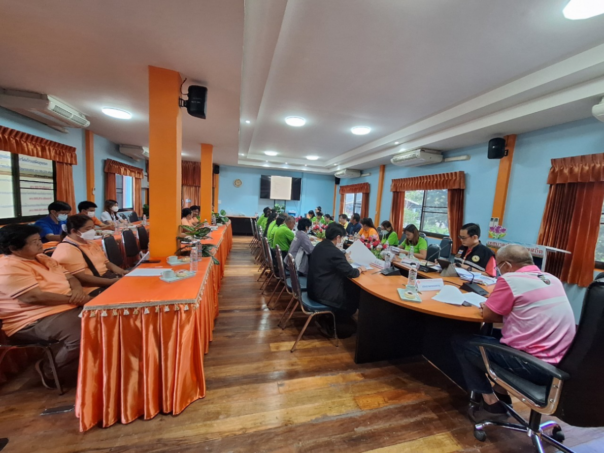 ประชุมคณะกรรมการกองทุนหลักประกันสุขภาพเทศบาลตำบลเทพสถิต ครั้งที่ 2/2567 