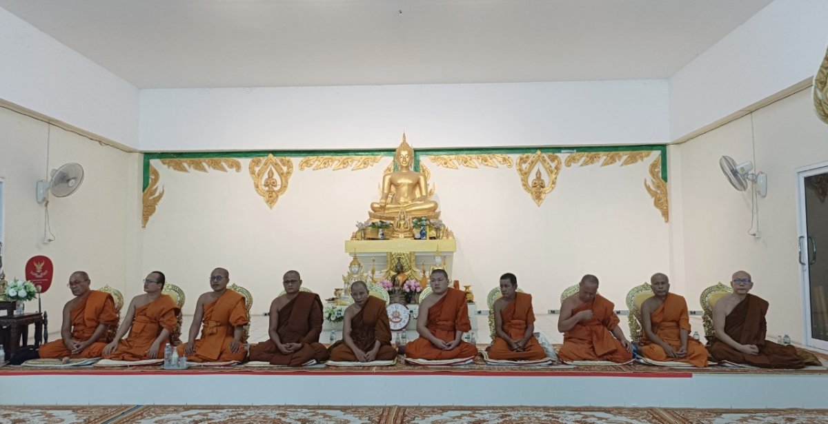พิธีปลงผม ผู้สมัครเข้าร่วมโครงการบรรพชาอุปสมบท เฉลิมพระเกียรติพระบาทสมเด็จพระเจ้าอยู่หัว เนื่องในโอกาส พระราชพิธีมหามงคลเฉลิมพระชนมพรรษา ๖ รอบ ๒๘ กรกฎาคม ๒๕๖๗ ในเขตอำเภอเทพสถิต